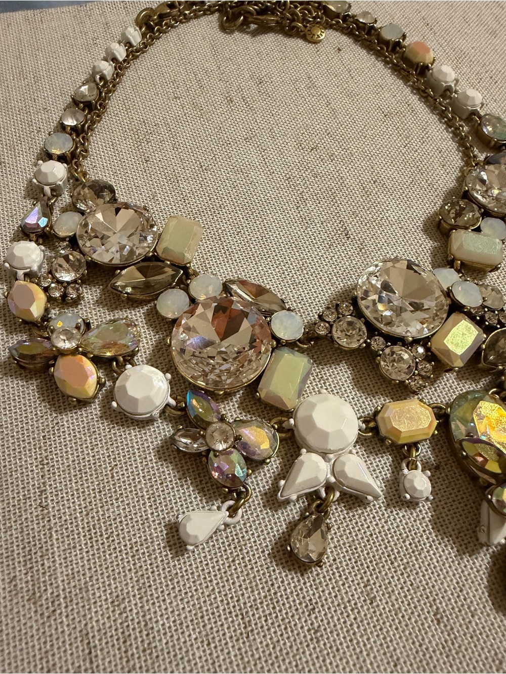 J.CREW Iridescent floral Aurora Crystal Rhinestone Opal Statement Necklace Y2K - Picture 11 of 17